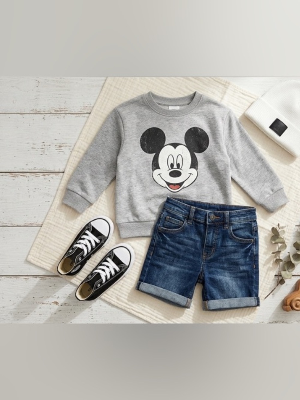 EUC H&M Gray Mickey Mouse Kids Sweatshirt 2-3 YRS